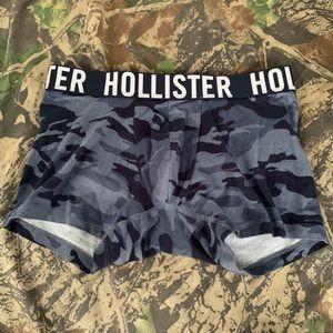 Men’s Hollister Blue Camo Trunks, Size Medium!